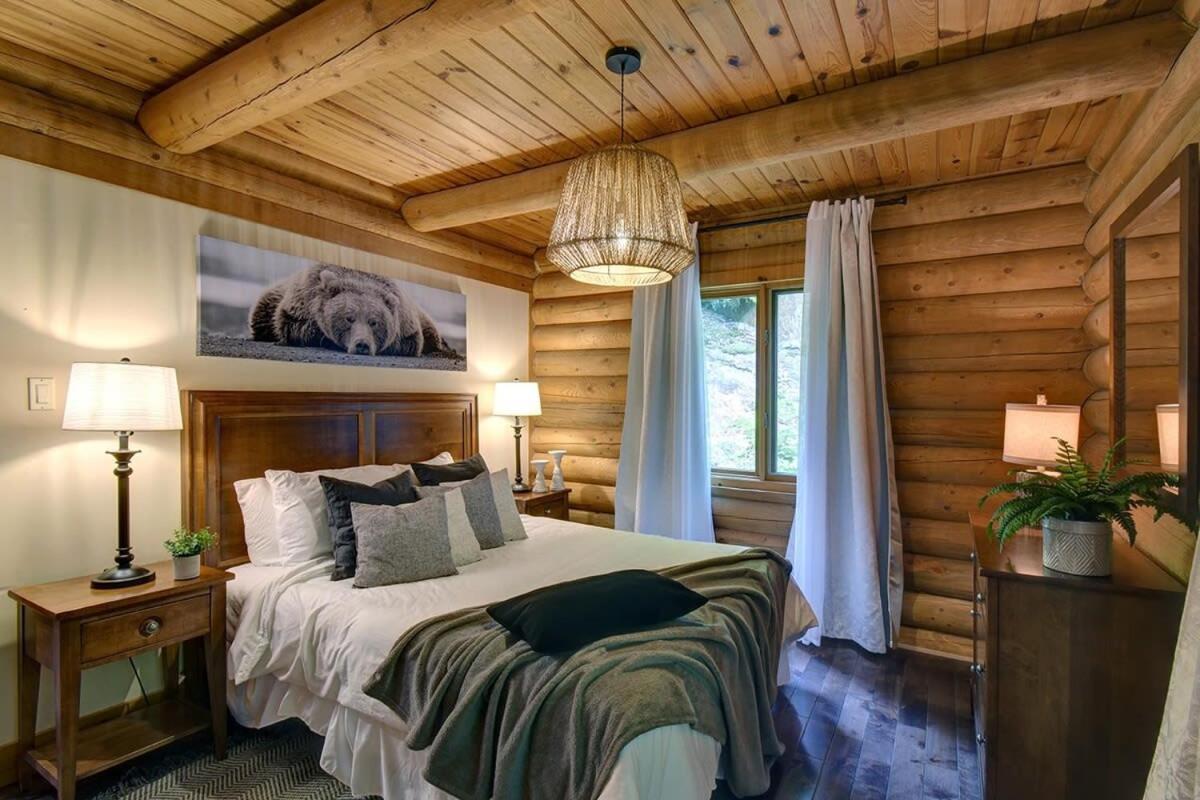 Chic Familiale, Relaxant Avec Spa En Montagnes Labelle Exterior foto